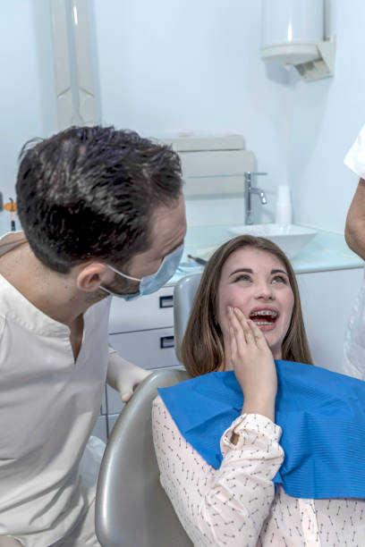 Best Emergency Dentist for Knocked-Out Tooth in Nissequogue, NY